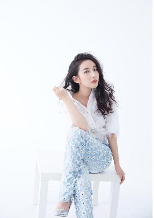 当红小花爆料娱乐圈,当红小花亲曝幕后真相  第2张